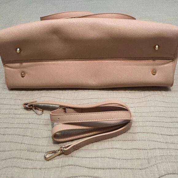 Lovevook 16.5” Peach Waterproof Office Shoulder Bag for Women - Picture 4 of 13